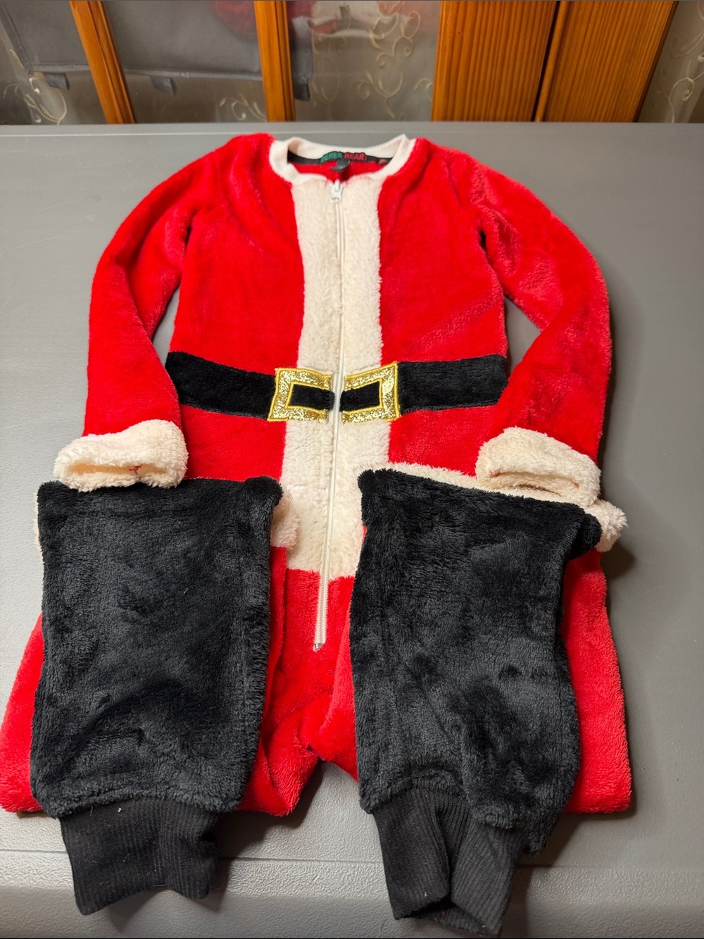 🎅🏻 Kid’s Santa, Fleece Onesie. Size: 6X